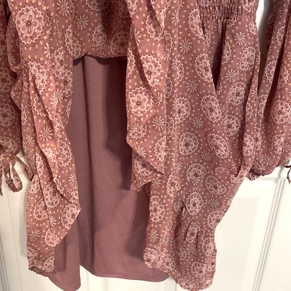 NWT Lily Rose Smocked Dress - Picture 6 of 8